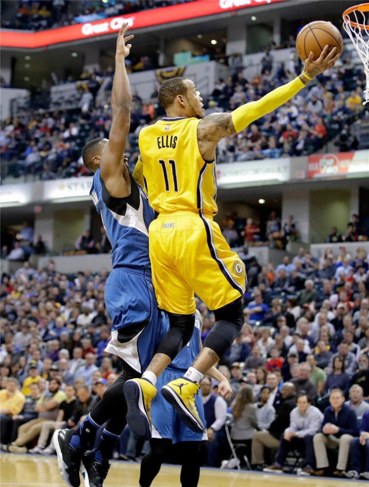 队在联赛中 队在联赛中